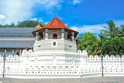 Kandy City Tour by Lux Tours Lanka Kandy City Tour by Lux Tours Lanka