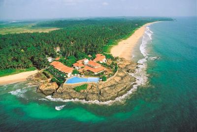 Discover Anuradhapura by Helicopter from Bentota Discover Anuradhapura by Helicopter from Bentota