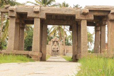 Visit Hampi from Bangalore - A 2D/1N Private Trip Visit Hampi from Bangalore - A 2D/1N Private Trip