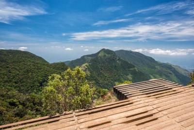 Misty Mountain Trails from Galle (2 Days) Misty Mountain Trails from Galle (2 Days)