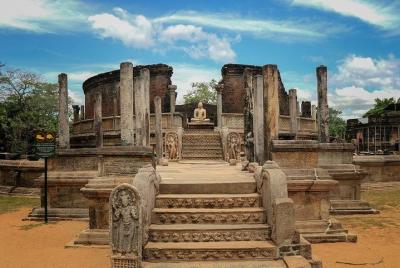 Private 5-Day-Highlights-Tour Around Sri Lanka Private 5-Day-Highlights-Tour Around Sri Lanka