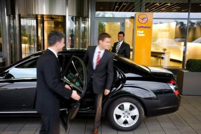 Private Transfer : Galle to Bandaranayake International Airport (CMB) Private Transfer : Galle to Bandaranayake International Airport (CMB)