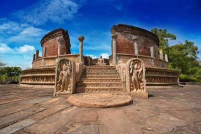 Tales of Ancient Ceylon from Hikkaduwa (2 Days) Tales of Ancient Ceylon from Hikkaduwa (2 Days)