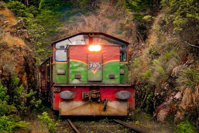 Kandy to Badulla train ride on (Train No: 1015 