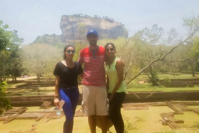 Narampanawa City to Colombo Airport (CMB) Private Transfer