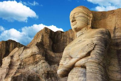 Day Tour to Sigiriya Rock Fortress & Ancient City of Polonnaruwa  Day Tour to Sigiriya Rock Fortress & Ancient City of Polonnaruwa