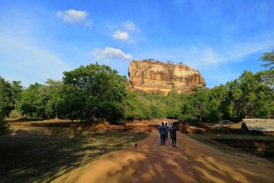 Sri Lanka dream tour with a driver, best guidance & vehicle Sri Lanka dream tour with a driver, best guidance & vehicle