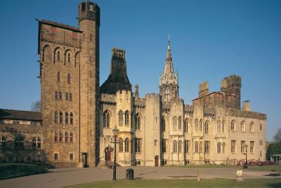 Cardiff Day Tour from London