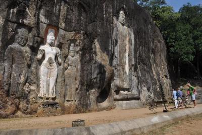Yala to Ella via BUDURUWAGALA Rock Temple Yala to Ella via BUDURUWAGALA Rock Temple