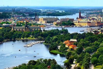 Private tours by limousine car in Stockholm, 8 h. Personalized shore excursions Private tours by limousine car in Stockholm, 8 h. Personalized shore excursions