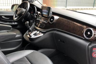 Geneva Airport (GVA) to Geneva - Arrival Private Van Transfer