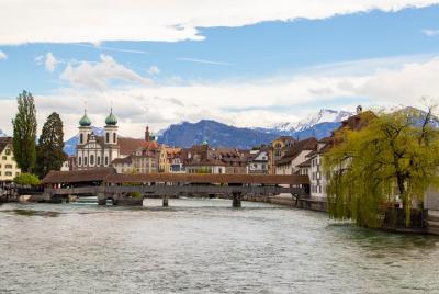 Lucerne Lucerne's Past and Present with Local