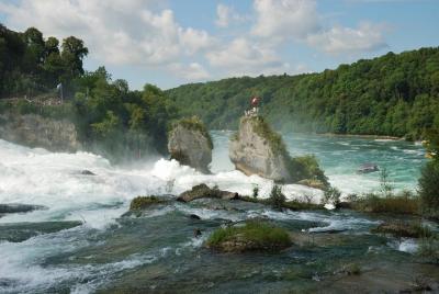 Zurich Super Saver 2: Rhine Falls including Best of Zurich City T Zurich Super Saver 2: Rhine Falls including Best of Zurich City T