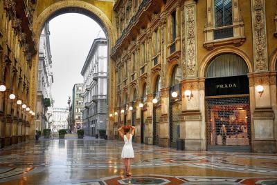 Milan Fashion & Shopping Tours by Locals, Personalized & Private ★★★★★