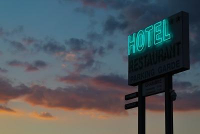 Shared London Departure Transfer - Hotel / Accommodation to Airpo Shared London Departure Transfer - Hotel / Accommodation to Airpo