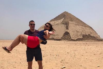 Private Full day Visit Giza Pyramids ,sphinx ,Sakkara ,Dahshour a