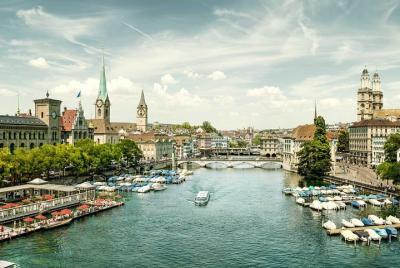 Zurich Tour Including Lake Cruise and Lindt Home of Chocolate Zurich Tour Including Lake Cruise and Lindt Home of Chocolate