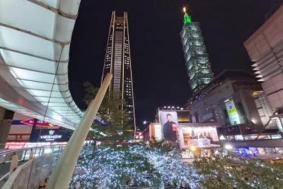 Taipei Night Tour including Din Tai Fung Dinner Taipei Night Tour including Din Tai Fung Dinner