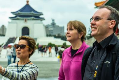 Taipei Private Custom Tours with a Local: Highlights & Hidden Gem Taipei Private Custom Tours with a Local: Highlights & Hidden Gem