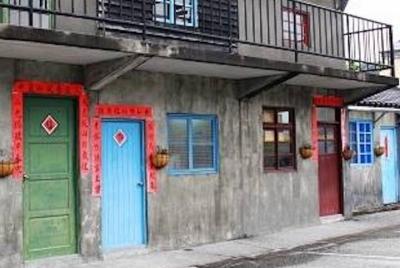 2-Hour Vegetarian Private Walking Tour - S.Y.S. Memorial Hall & 4 2-Hour Vegetarian Private Walking Tour - S.Y.S. Memorial Hall & 4