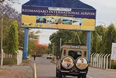 Budget Kilimanjaro Airport Pick-up to Moshi/Arusha | BURIGI CHATO Budget Kilimanjaro Airport Pick-up to Moshi/Arusha | BURIGI CHATO