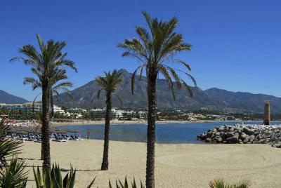 Private Transfer from Malaga Airport (AGP) to Alhaurín de la Torre Private Transfer from Malaga Airport (AGP) to Alhaurín de la Torre