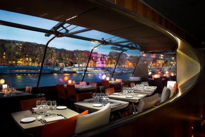 Bateaux Parisiens Seine River Gourmet Dinner & Sightseeing Cruise Bateaux Parisiens Seine River Gourmet Dinner & Sightseeing Cruise