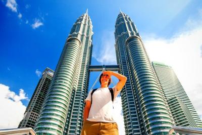 Private Tour Kuala Lumpur with Petronas Twin Towers Observation D Private Tour Kuala Lumpur with Petronas Twin Towers Observation D
