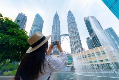 Private Guided Kuala Lumpur Day Trip With Skip-the-Line Petronas  Private Guided Kuala Lumpur Day Trip With Skip-the-Line Petronas