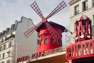 15+ Top Sights Paris Tour with Fun Guide  15+ Top Sights Paris Tour with Fun Guide