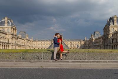 Proposal in Paris Centre with Photoshoot & Video