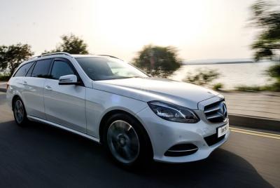 Private Transfer: Larnaca Airport to Protaras 1-14 pax Private Transfer: Larnaca Airport to Protaras 1-14 pax