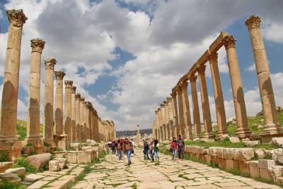 Transfer from Amman to Jerash and back to Amman at the same day