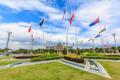 Putrajaya Half Day Tour Putrajaya Half Day Tour