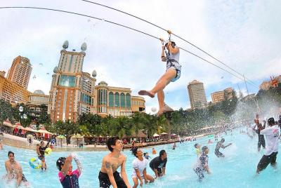 Full-Day Sunway lagoon Theme Park Tour