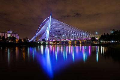 Putrajaya Tour By Night with Putra Lake Cruise  Putrajaya Tour By Night with Putra Lake Cruise