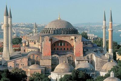 Discover The Old City of Istanbul In a Half-Day Discover The Old City of Istanbul In a Half-Day