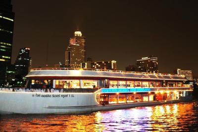 White Orchid Dinner Cruise from Bangkok with Classical Dance & Li White Orchid Dinner Cruise from Bangkok with Classical Dance & Li