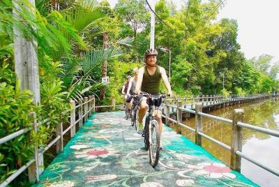 Bangkok Green Lung Jungle Bike Tour with Lunch and Boat Ride