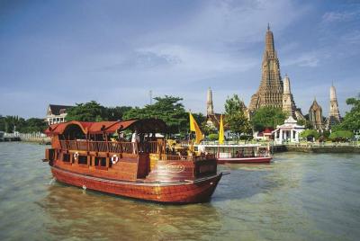 Venice of The East: Bangkok River Cruise by Rice Barge with Retur