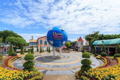 Bangkok Dream World & Snow Town Theme Park Admission Ticket