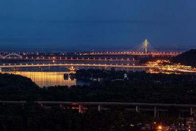 Bridges Tour in Kyiv Bridges Tour in Kyiv