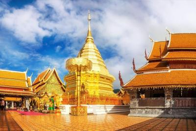 Wat Doi Suthep Tour from Chiang Mai with Hmong Hill-tribe Village Wat Doi Suthep Tour from Chiang Mai with Hmong Hill-tribe Village