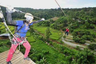 Eagle Track Zipline Adventure Eagle Track Zipline Adventure