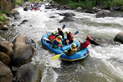 World-class Whitewater Rafting on the Mae Taeng River World-class Whitewater Rafting on the Mae Taeng River