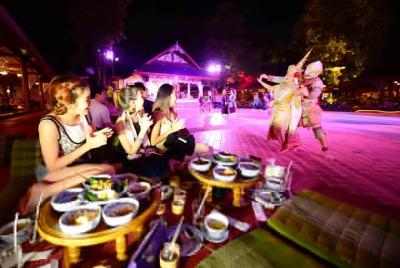 Traditional Khum Khantoke Dinner & Dance Show at Chiang Mai with  Traditional Khum Khantoke Dinner & Dance Show at Chiang Mai with