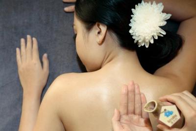 1 Hour Hot Oil Relaxing - Free Transportation 1 Hour Hot Oil Relaxing - Free Transportation
