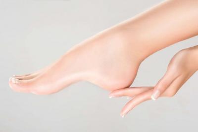1.5 Hrs The Home Feet Care Package - Free Transportation 1.5 Hrs The Home Feet Care Package - Free Transportation