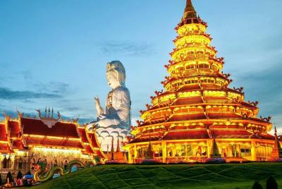 Chiang Rai Food & Night Market Walking Tour with Local Host Chiang Rai Food & Night Market Walking Tour with Local Host