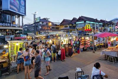 Chiang Rai Under the Night Lights Tour by TUK TUK Chiang Rai Under the Night Lights Tour by TUK TUK